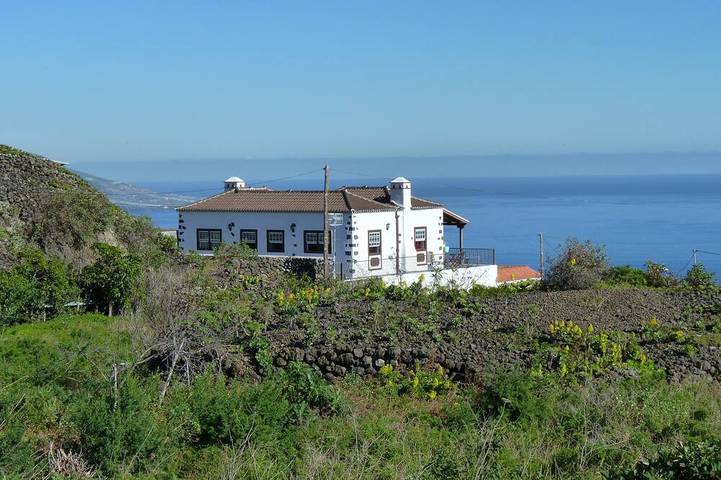 Casa rural para 8 personas, con jardín y jacuzzi - 1