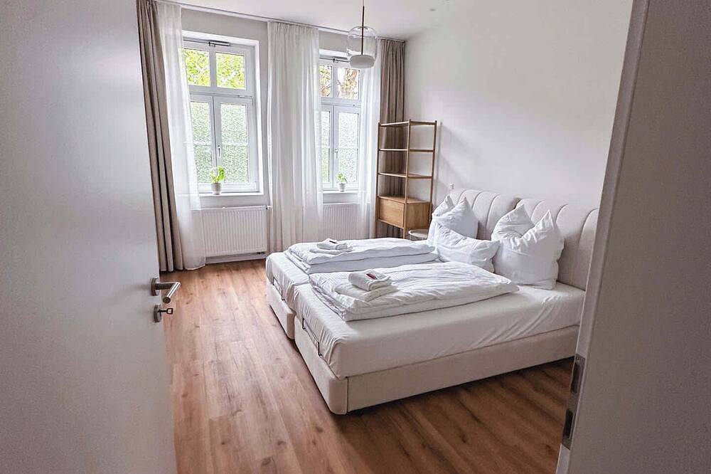 Ganze Wohnung, Zentrales Apartment in Celle: 2 Schlafzimmer, Küche, Parkplatz & Stadtzentrum in Celle, Aller-Leine-Tal