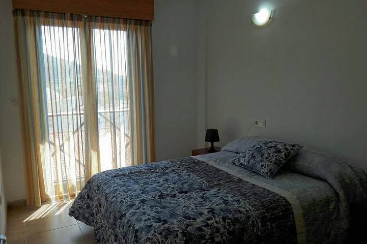 Gîte pour 4 personnes, avec balcon à Cariño - 2