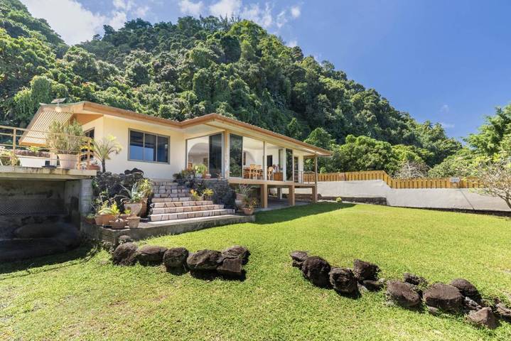 Villa pour 6 personnes, avec jardin ainsi que terrasse et vue