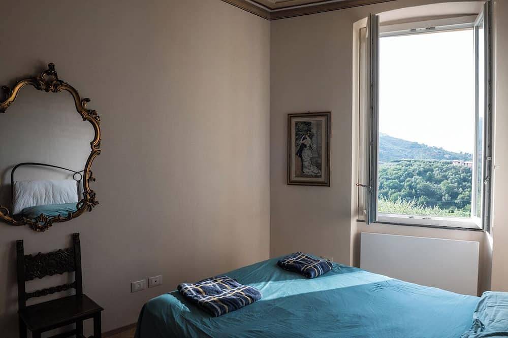 Luxury Seaview apartment in restored villa just minutes from the sea in Lavagna, Lavagna Gemeinde