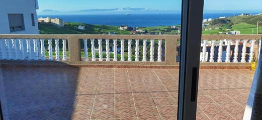 Gîte pour 6 personnes, avec terrasse et vue dans Ksar Es Sghir