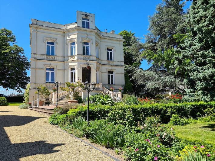 Chambre d’hôte pour 3 personnes, avec jardin à Les Rosiers-sur-Loire