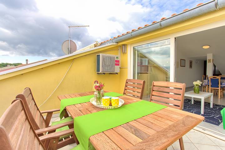 Ferienwohnung für 6 Personen, mit Garten in Kvarner Bucht