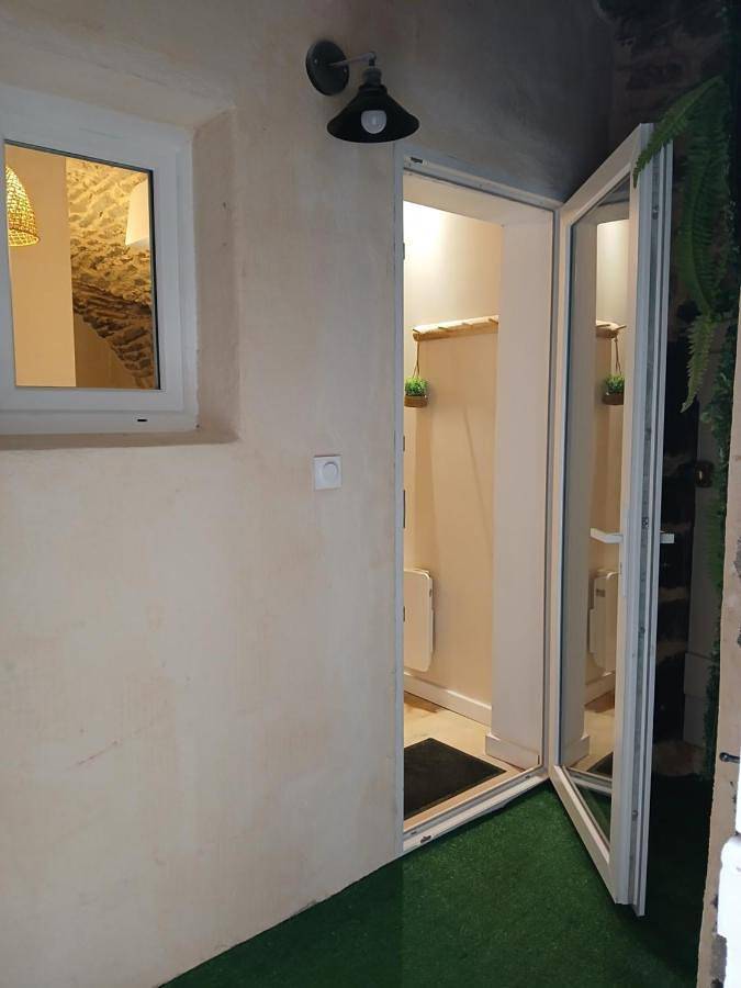 Gîte pour 2 personnes, avec jacuzzi à Villeneuve-de-Berg - 4