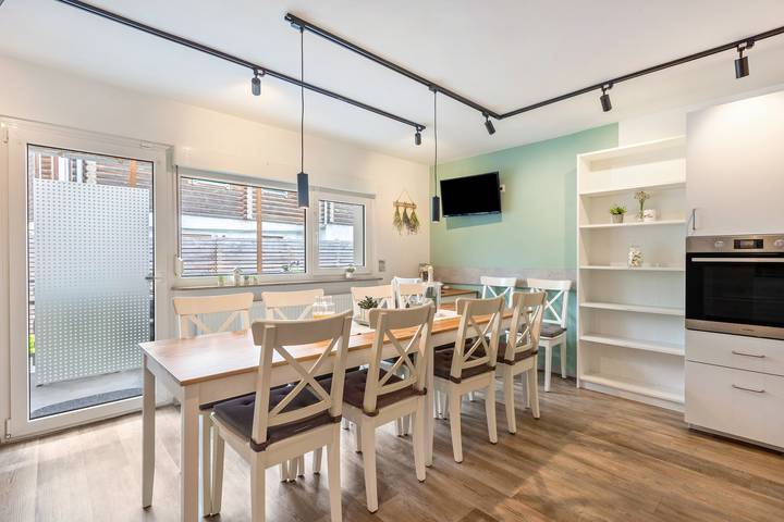 Ferienhaus "Zum Burgfried" mit Schlossblick, privater Terrasse und Wlan in Usingen, Hochtaunuskreis