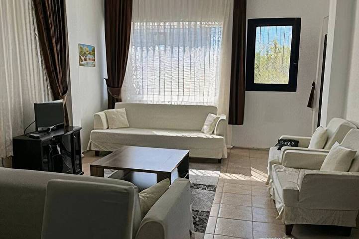 Ganze Wohnung, Charming 2-bedroom apartment in lovely Turgutreis with WiFi in Bodrum, Türkische Ägäis