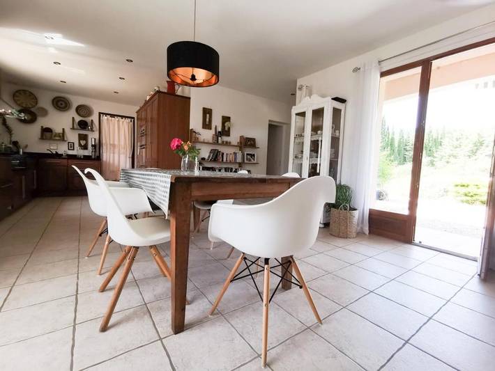 Location de vacances pour 12 personnes, avec vue ainsi que piscine et jardin à Arques (Aude) - 3