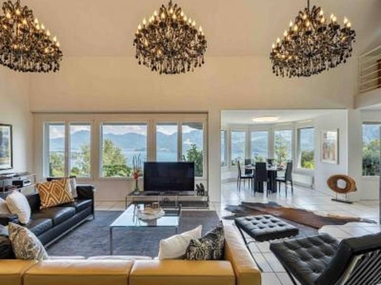 Für 14 Personen ca. 500 qm in Lake Lucerne