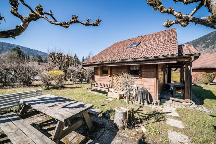 Chalet für 6 Personen, mit Garten - 1