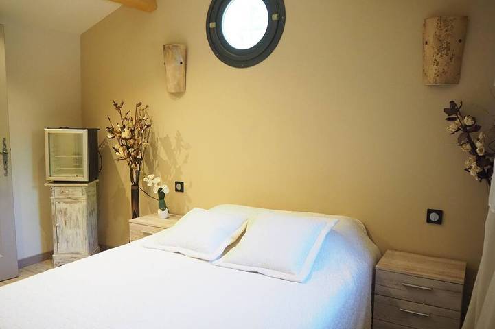 Location de vacances pour 4 personnes, avec terrasse, animaux acceptés à Bédarrides - 4