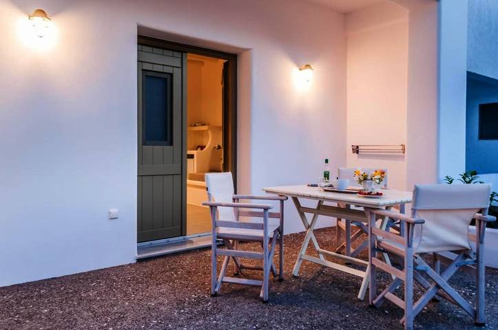 Chambre d’hôte pour 2 personnes, avec jardin et vue dans Milos - 2