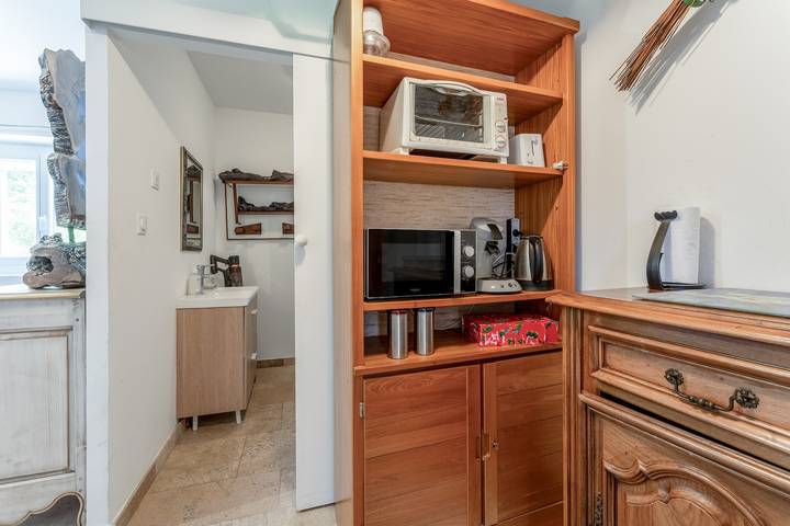 Entire apartment, L atelier de raymond in Verfeuil, Nimes region