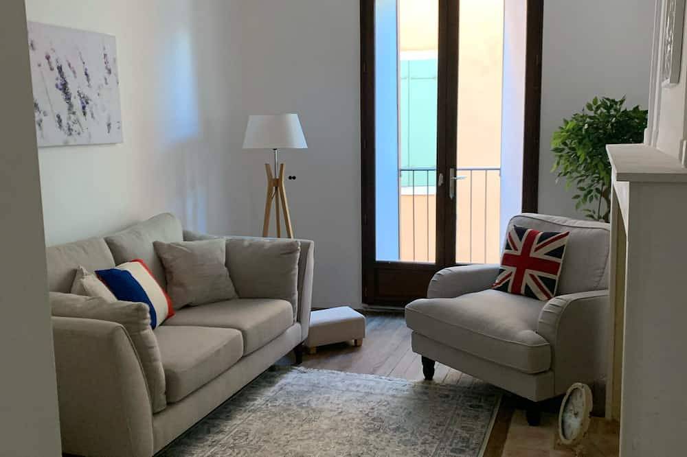 Stylish townhouse in Quillan - The heart of the Midi Pyrenees in Quillan, Parc naturel régional Corbières-Fenouillèdes