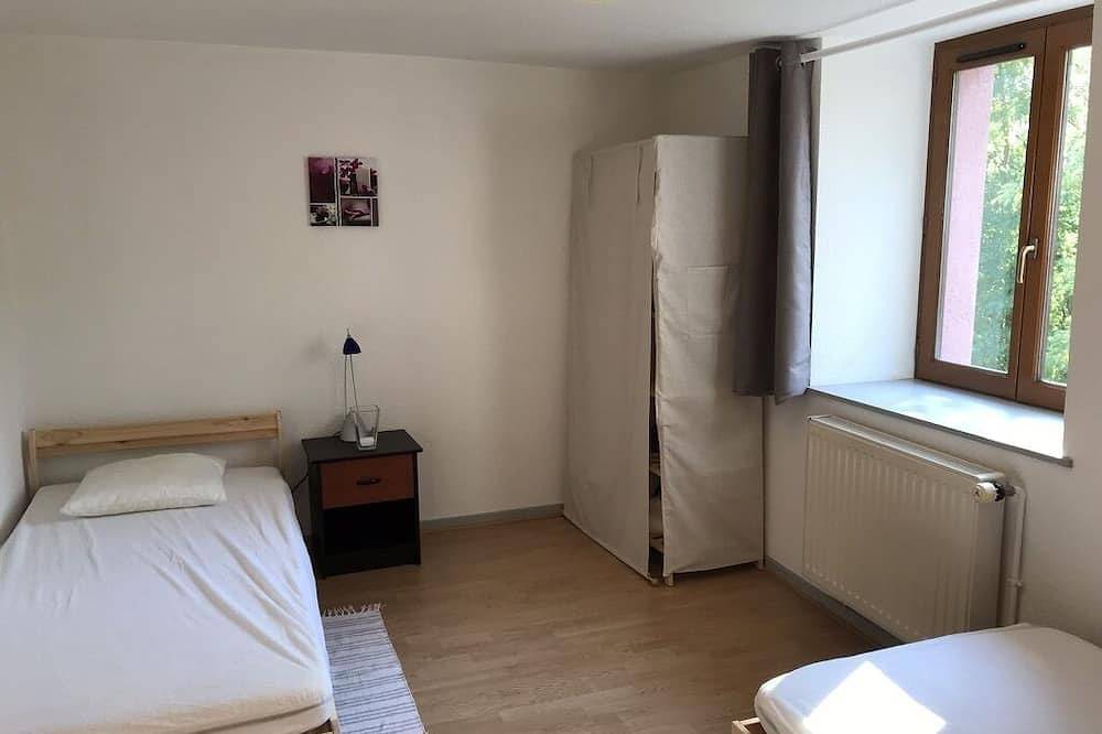 Entire apartment, Luxeuil center⭐Calme😌Parking👍Idéal Curists / Professionals in Luxeuil-les-Bains, Haute-Saône