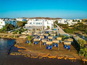 Gîte pour 4 personnes, avec vue et jardin dans Antiparos Ville
