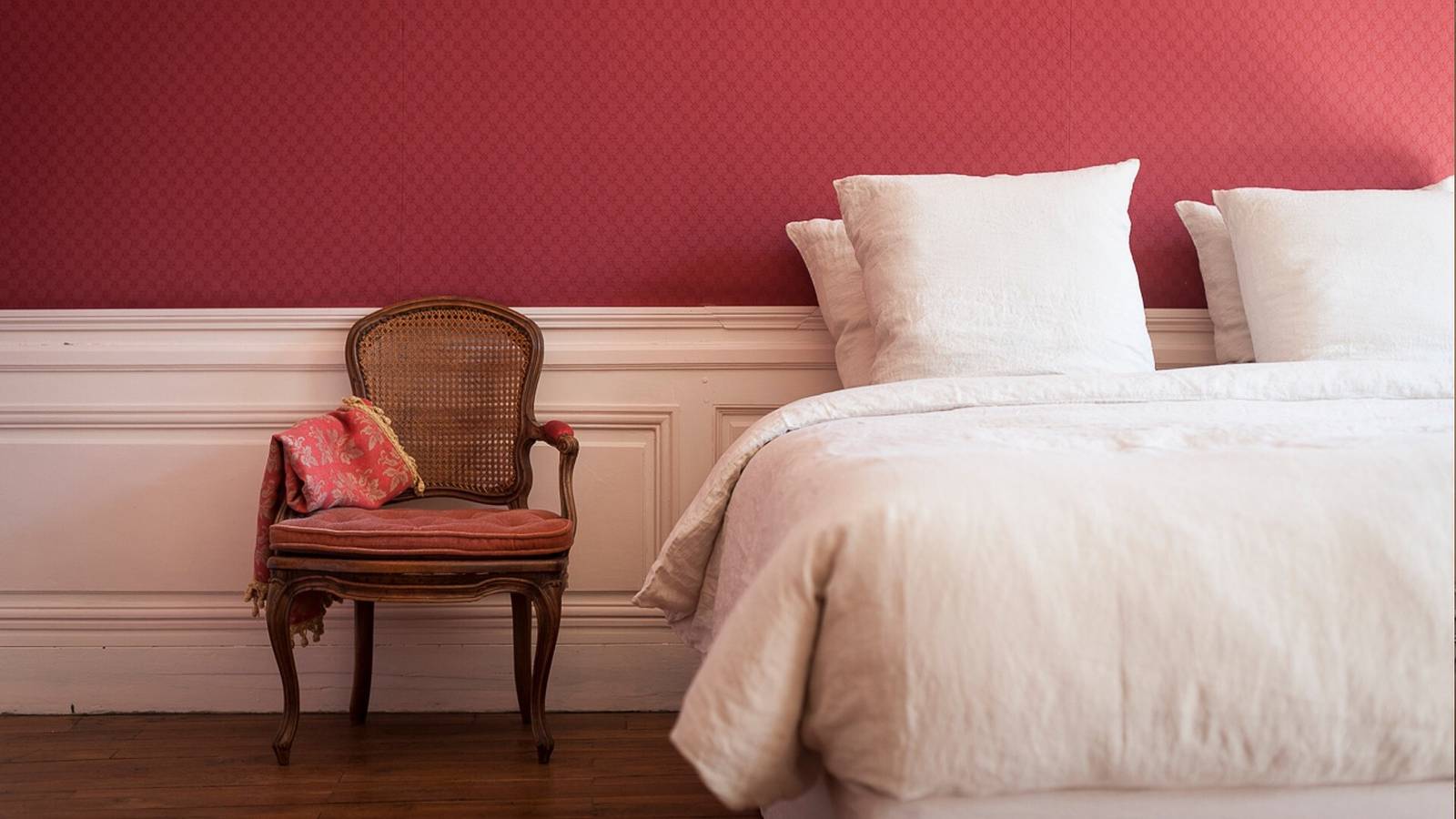 Gästezimmer „Chez Diane - Aphrodite“ – Junior Suite Signature in Saint-Amand-Montrond