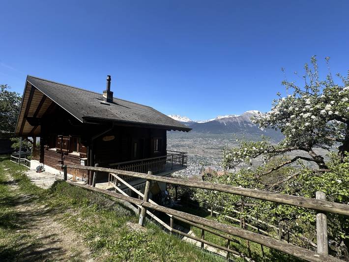 Ferienhaus für 4 Personen, mit Balkon und Garten