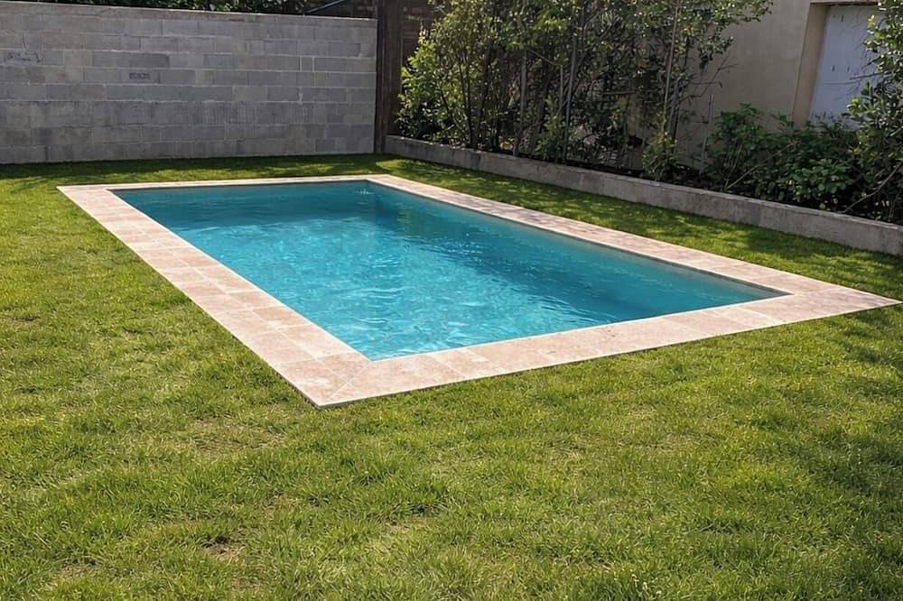 Ganze Wohnung, Rent low house with pool in Alès, Cevennen