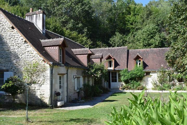 Maison de campagne pour 4 personnes, avec vue et jardin à Loché-sur-Indrois