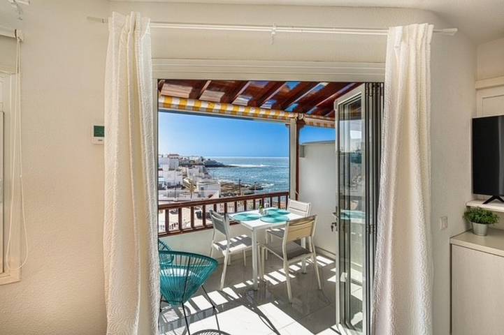 Gîte pour 4 personnes, avec piscine et terrasse dans La Caleta - 3