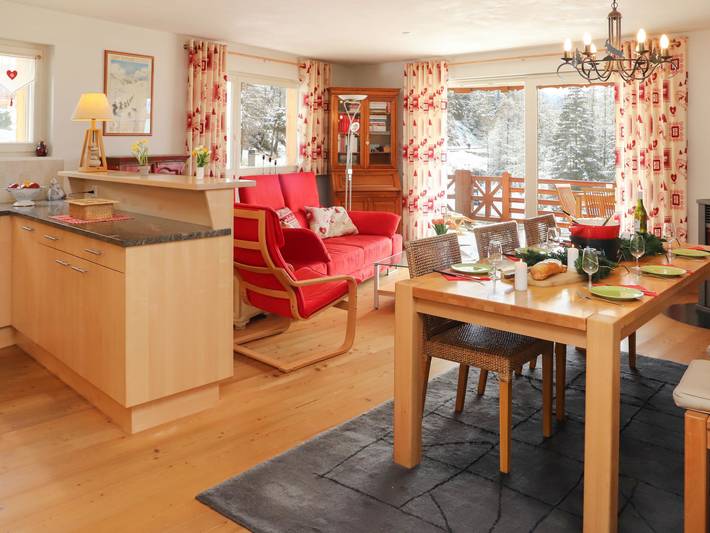 Gîte pour 6 personnes, avec Balcon et Terrasse à Orsières