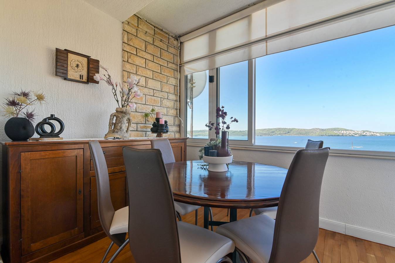 Ganze Wohnung, Wohnung mit atemberaubendem Meerblick in Trogir, Ciovo