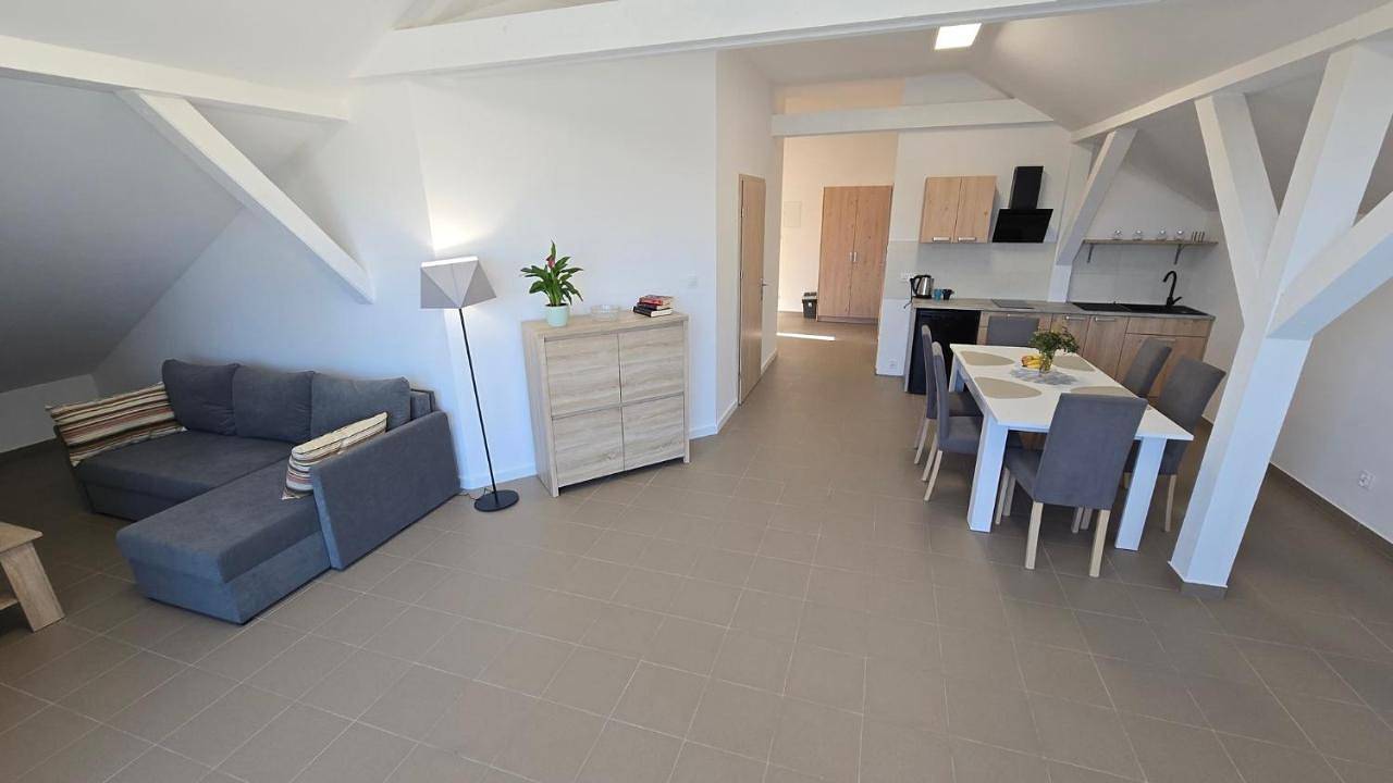 Ganze Wohnung, Two-Bedroom Apartment in Mrzeżyno, Powiat gryficki