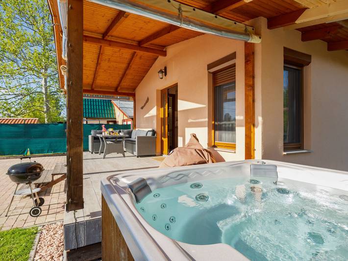 Ferienhaus für 4 Personen, mit Sauna und Terrasse am Balaton - 2