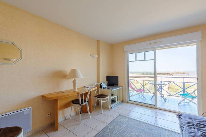 Appartement entier, Studio face mer pour 2 pers à Châtelaillon-Plage avec parking in Châtelaillon-Plage, Région de La Rochelle