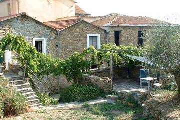 Agriturismo für 4 Personen, mit Garten und Pool in Ligurien