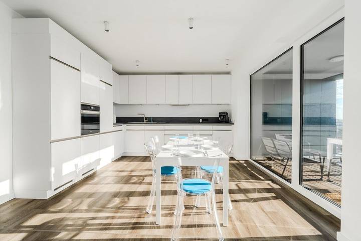 Ferienwohnung für 4 Personen, mit Balkon in Emden - 2