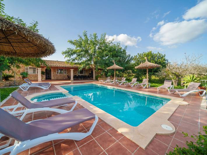 Villa für 11 Personen, mit Whirlpool und Garten auf Mallorca - 2