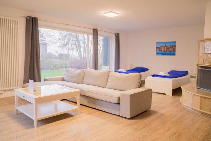 Ferienwohnung für 4 Personen, mit Garten und Terrasse sowie Sauna, kinderfreundlich in Esgrus - 2