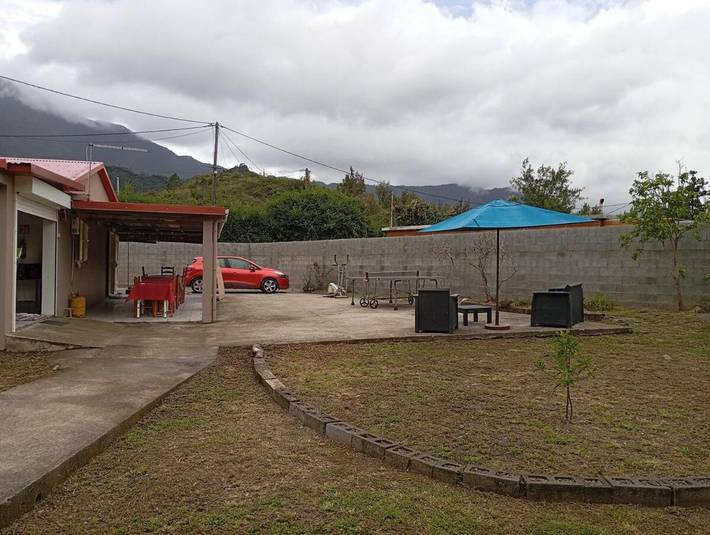 Location de vacances pour 14 personnes, avec jardin et jacuzzi à Cilaos - 3