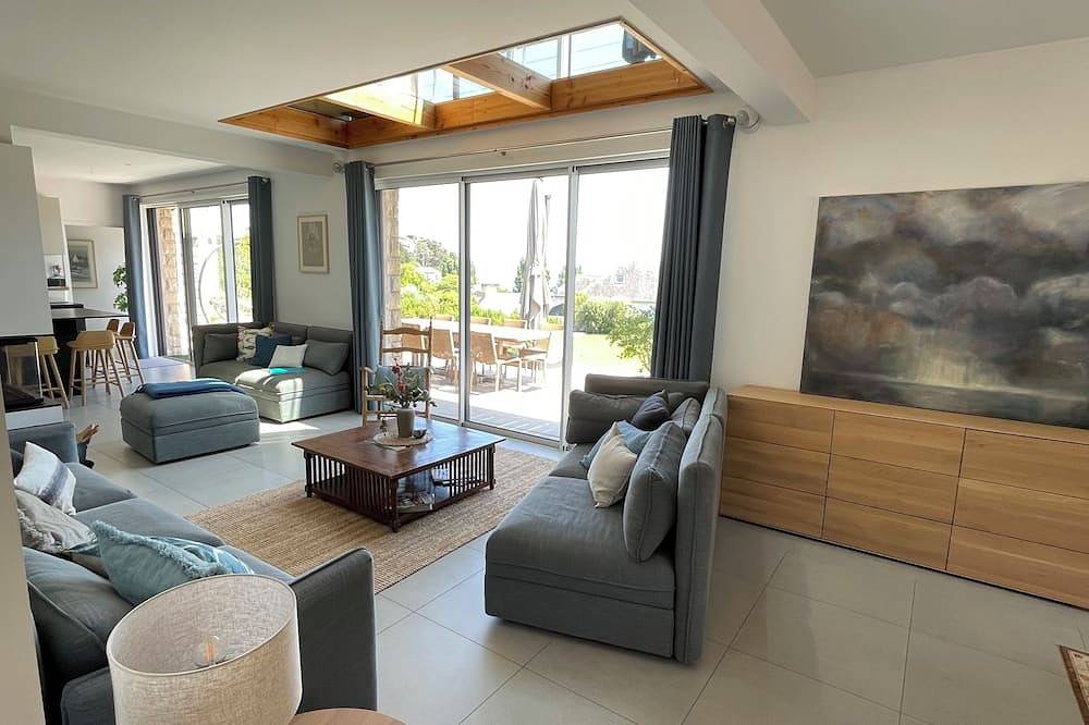 Villa 5★ vue mer panoramique à Morgat – Piscine, spa, plage à pied in Crozon, Région de Châteaulin