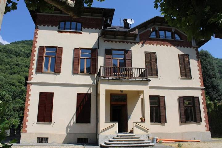 Appartement de vacances pour 6 personnes, avec vue ainsi que jardin et balcon