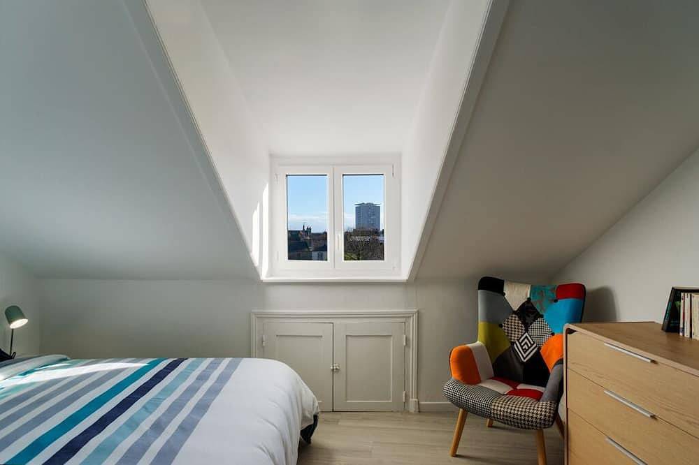 Geheel appartement, This Accommodation Is No Longer Available For Booking in Saint-Brieuc, Côte de Goëlo