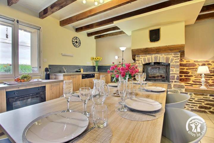 Gîte pour 4 personnes, avec jardin et terrasse à Mauron - 4