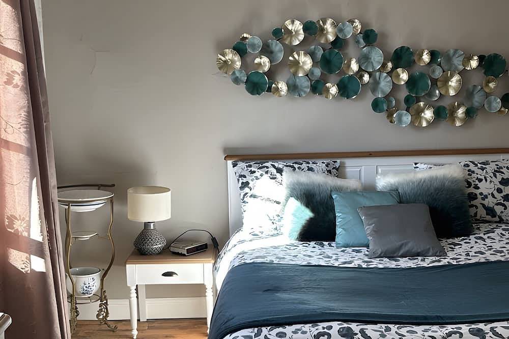 Chambre d’hôtes « La Chambre Octave à La Parenthèse » avec jardin privé et Wi-Fi in Folles, Région de Bellac
