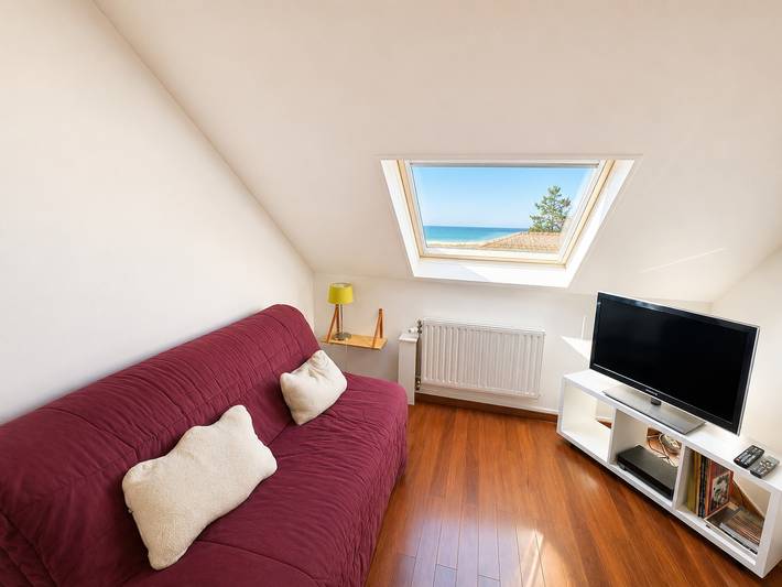Gîte pour 6 personnes, avec Balcon à Merville-Franceville-Plage - 2