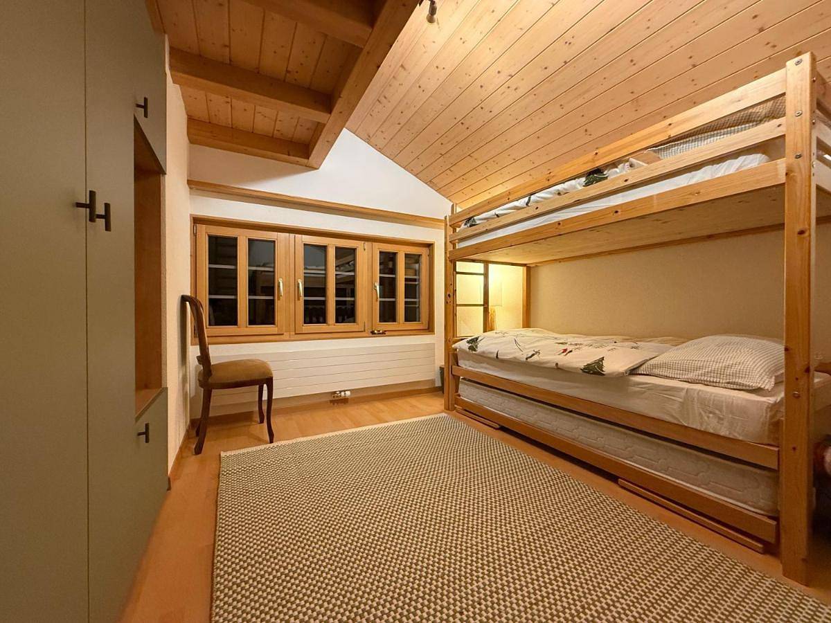 Renovated traditional chalet in car-free Mürren in Lauterbrunnen, Verwaltungskreis Interlaken-Oberhasli