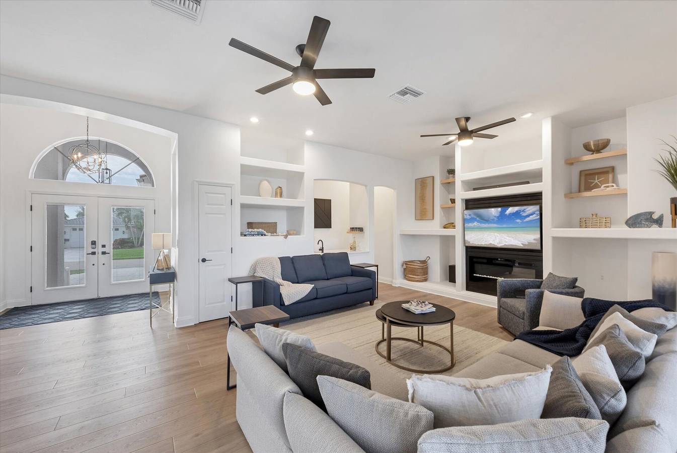 Charlotte County Villa 5878: Waterfront Pool & Spa Home in Punta Gorda, Charlotte County