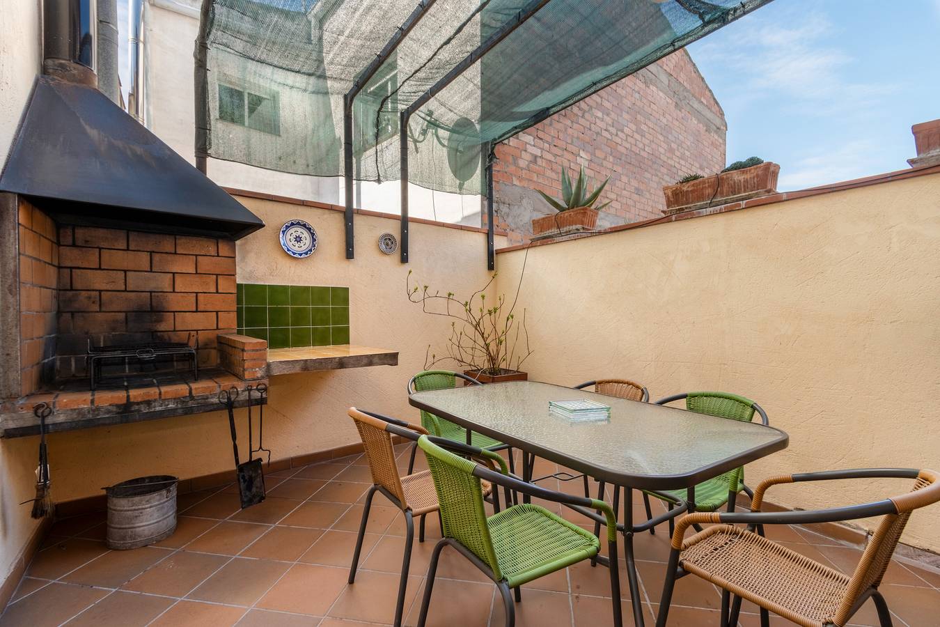 Country House 'Cal Menut' with Private Terrace and Wi-Fi in Belianes, Costers del Segre