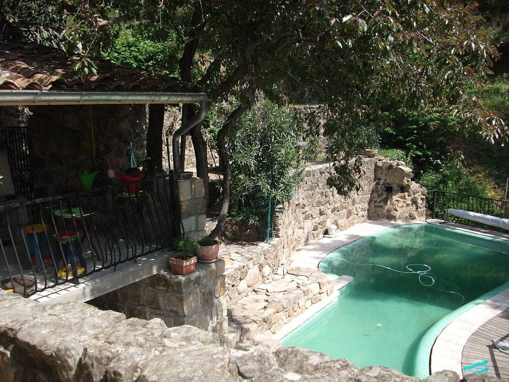 Grande maison Ardèchoise avec piscine chauffée in Vals-les-Bains, Parc naturel régional des Monts d'Ardèche