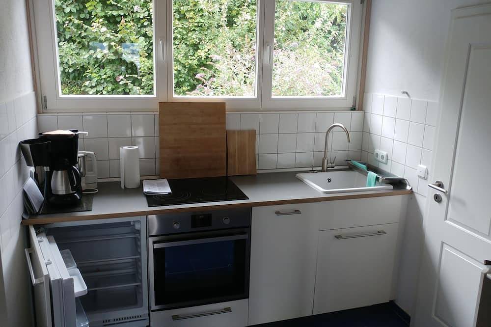 Ferienwohnung für 3 in Hanglage mit Traumblick auf den See in Öhningen, Untersee