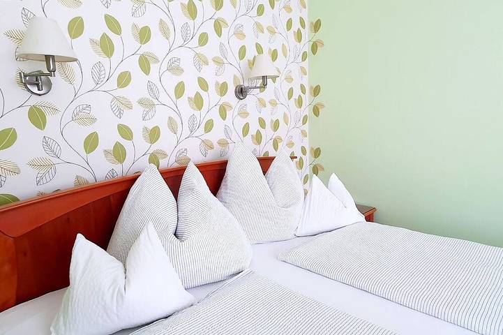 Ferienwohnung für 3 Personen, mit Balkon und Sauna sowie Garten und Whirlpool in Heviz - 2