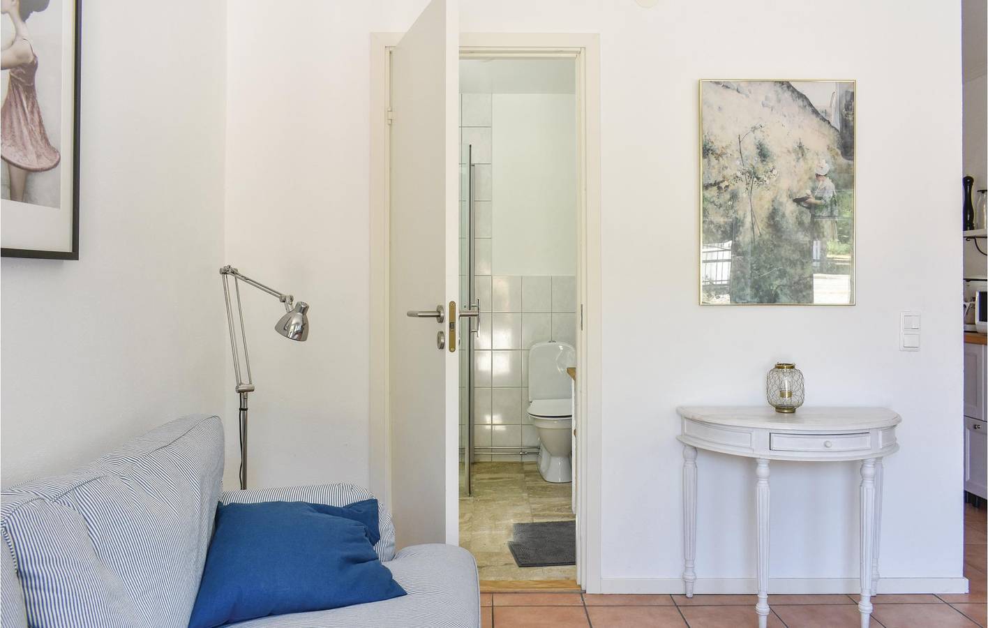 Hel semesterlägenhet, Lägenhet för 2 Personer med terass in Österlen