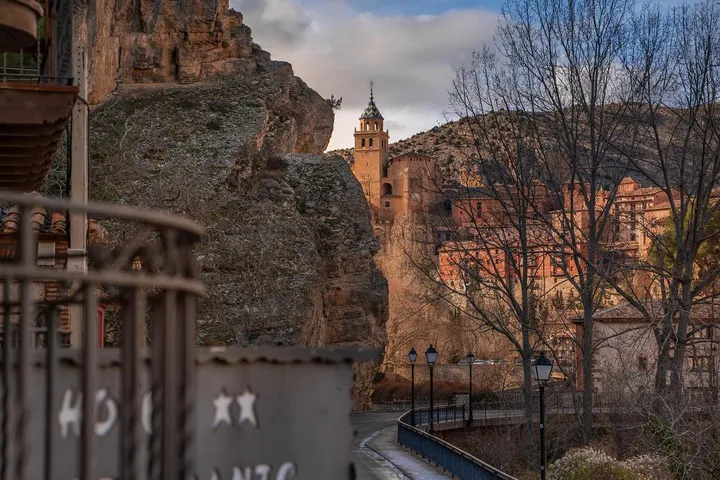 Hotel para 3 personas, con terraza y vistas - 1