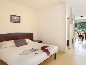 Camping per 6 Persone in Vallon-Pont-d'Arc, Ardèche, Foto 4